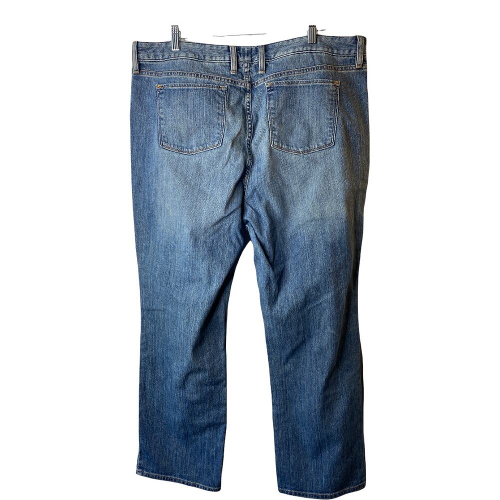 L.L. Bean Favorite Fit Medium Rinse Straight Leg Jeans Women's Size 20 - Picture 2 of 6